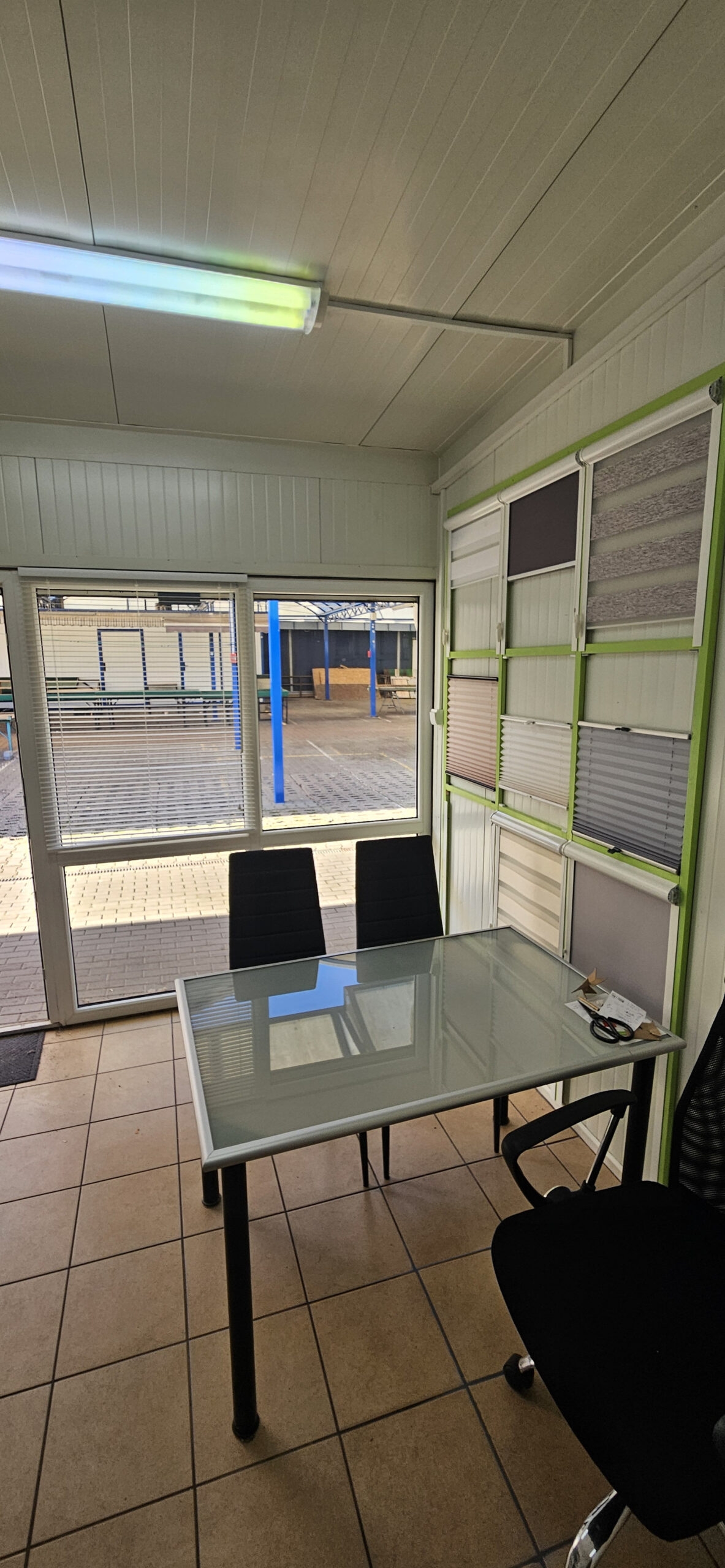 Rolety Gdańsk, plisy, moskitiery, żaluzje - doradztwo.avif